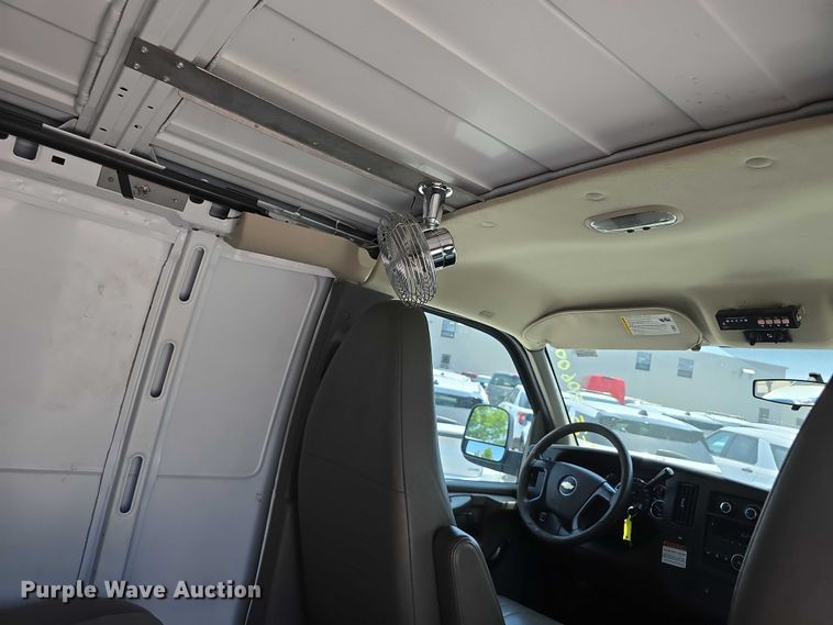 image for item EO1050 2012 Chevrolet Express 1500 van