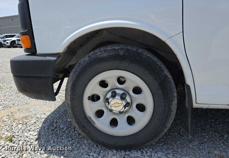 image for item EO1050 2012 Chevrolet Express 1500 van