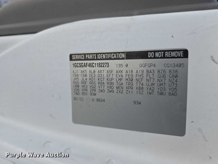 image for item EO1050 2012 Chevrolet Express 1500 van