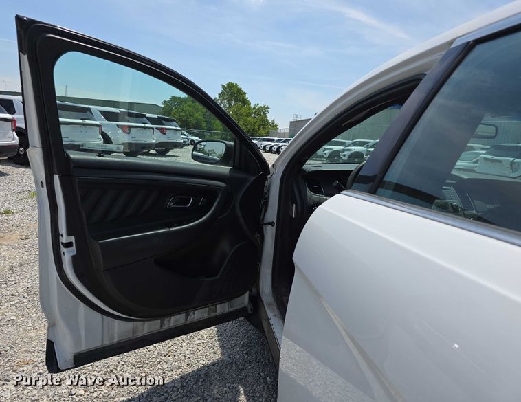 image for item EO1051 2017 Ford Taurus Police Interceptor 