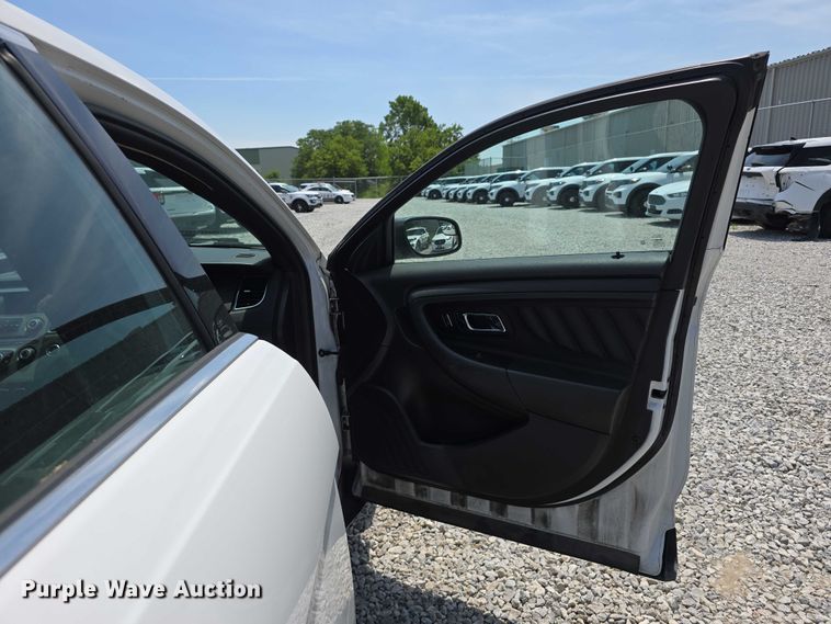 image for item EO1051 2017 Ford Taurus Police Interceptor 