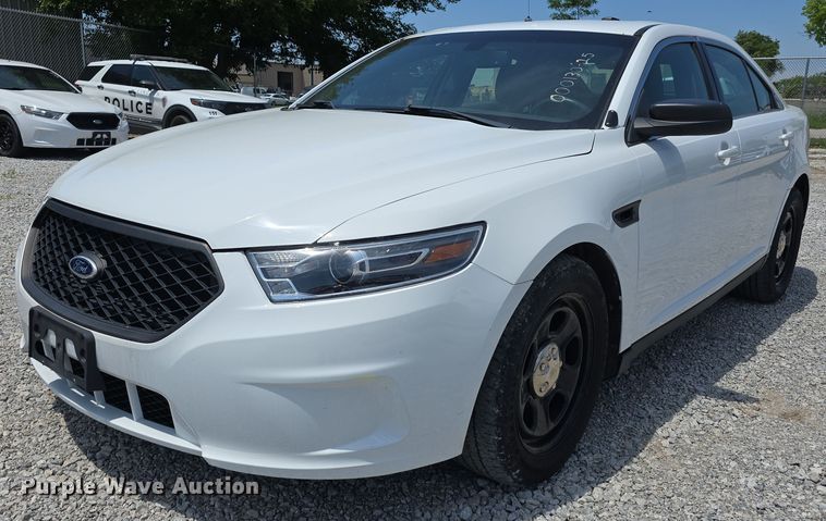 image for item EO1052 2016 Ford Taurus Police Interceptor 