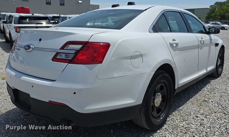 image for item EO1052 2016 Ford Taurus Police Interceptor 