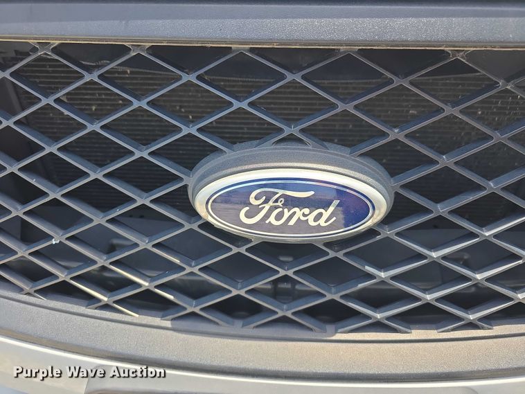 image for item EO1052 2016 Ford Taurus Police Interceptor 