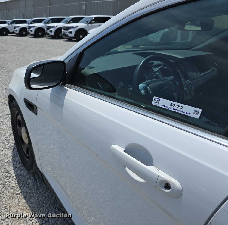 image for item EO1052 2016 Ford Taurus Police Interceptor 