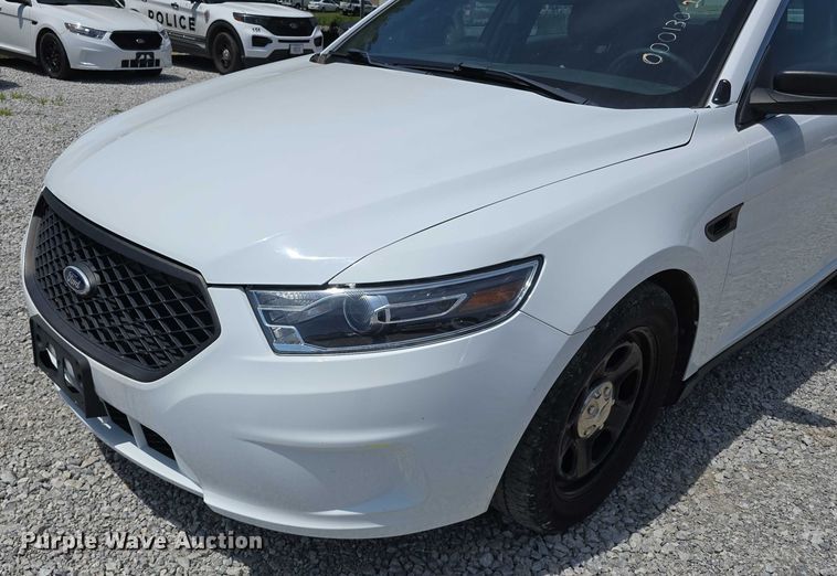 image for item EO1052 2016 Ford Taurus Police Interceptor 