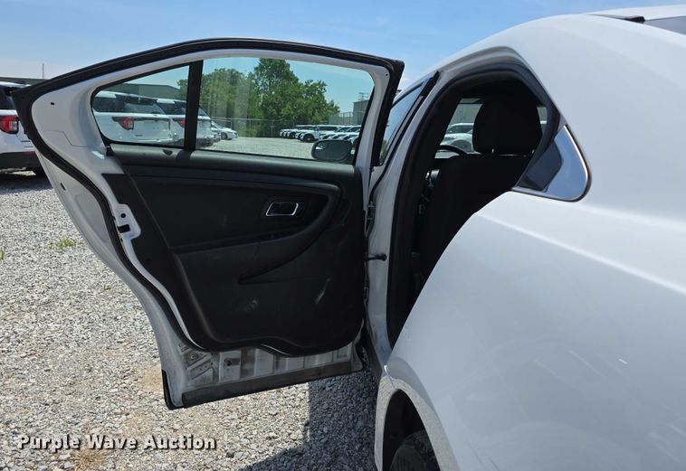 image for item EO1052 2016 Ford Taurus Police Interceptor 
