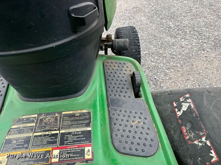 image for item EQ1413 2010 John Deere D110 lawn mower