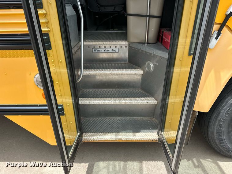 image for item EQ4845 2008 Bluebird school bus