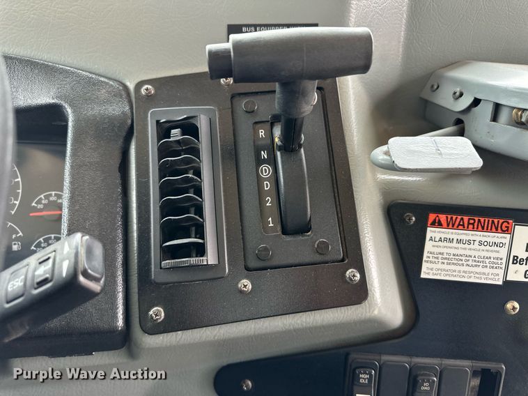 image for item EQ4845 2008 Bluebird school bus