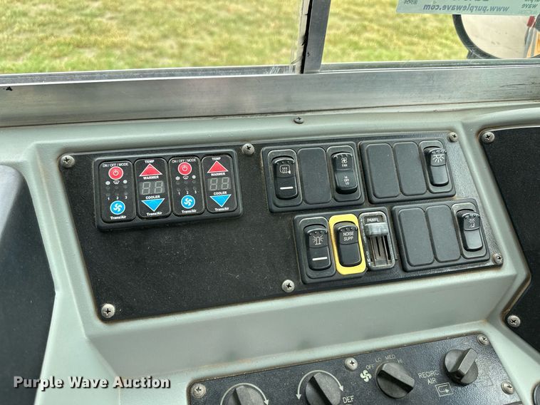 image for item EQ4845 2008 Bluebird school bus