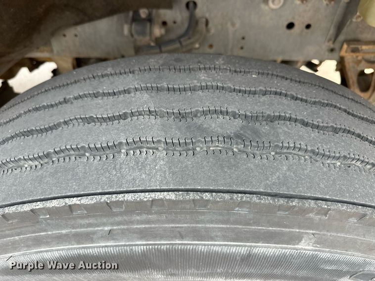 image for item EQ4845 2008 Bluebird school bus