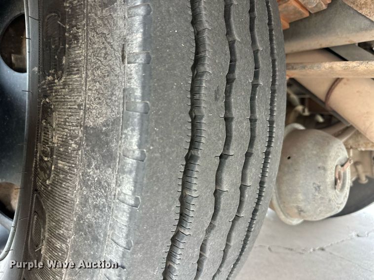 image for item EQ4845 2008 Bluebird school bus