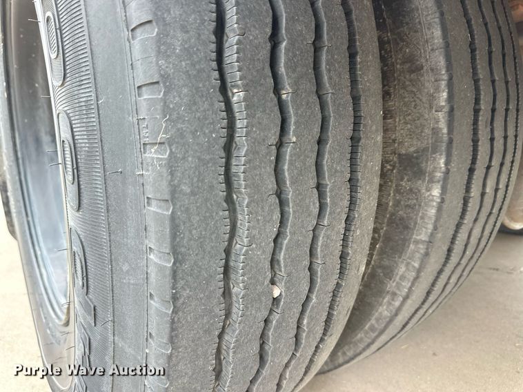 image for item EQ4845 2008 Bluebird school bus