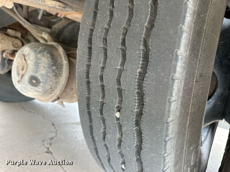 image for item EQ4845 2008 Bluebird school bus