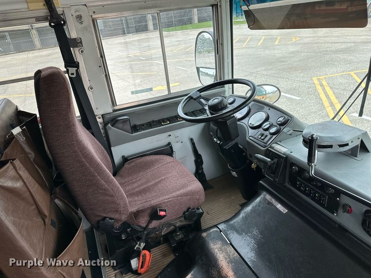 image for item EQ4853 2006 Blue Bird All American FE school bus