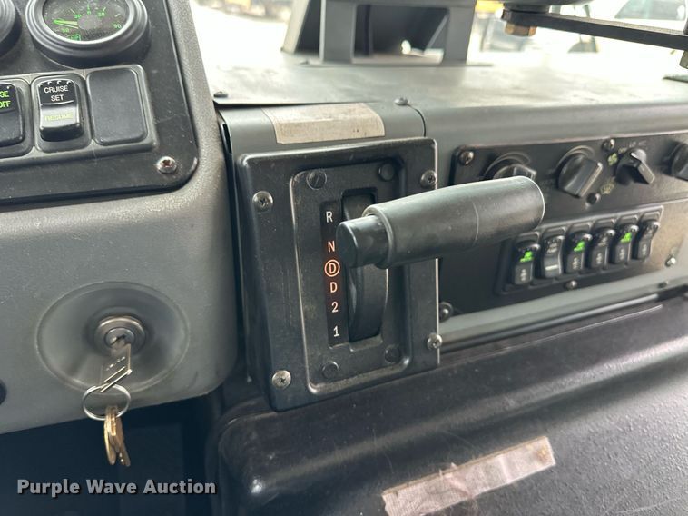 image for item EQ4853 2006 Blue Bird All American FE school bus