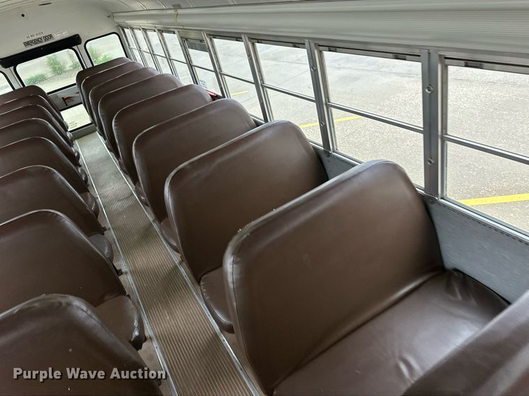 image for item EQ4853 2006 Blue Bird All American FE school bus