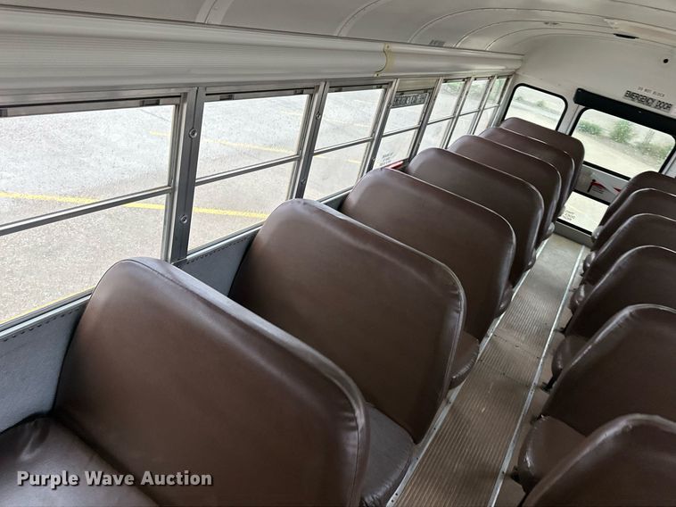 image for item EQ4853 2006 Blue Bird All American FE school bus