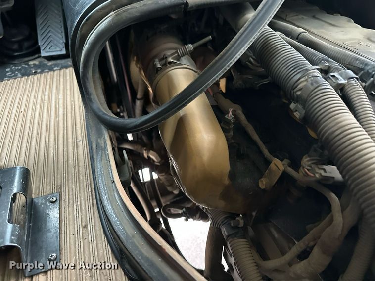 image for item EQ4853 2006 Blue Bird All American FE school bus