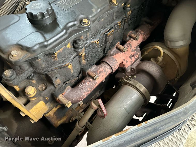 image for item EQ4853 2006 Blue Bird All American FE school bus