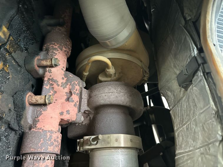 image for item EQ4853 2006 Blue Bird All American FE school bus