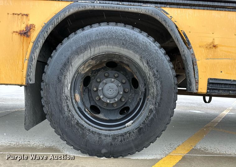 image for item EQ4853 2006 Blue Bird All American FE school bus