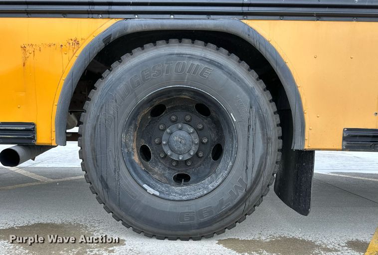 image for item EQ4853 2006 Blue Bird All American FE school bus