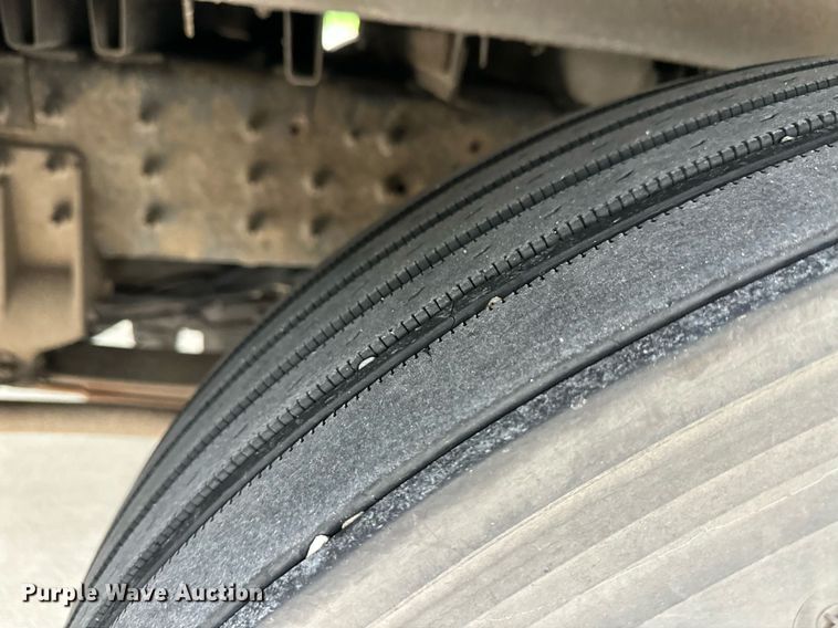 image for item EQ4853 2006 Blue Bird All American FE school bus