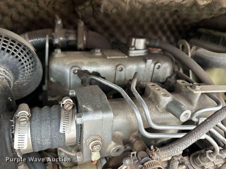 image for item EQ4855 1993 International 3000 school bus