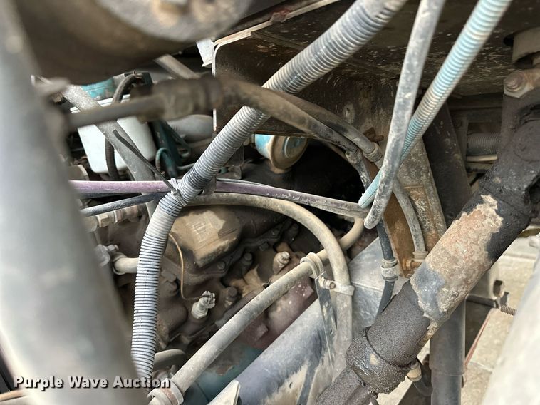 image for item EQ4855 1993 International 3000 school bus