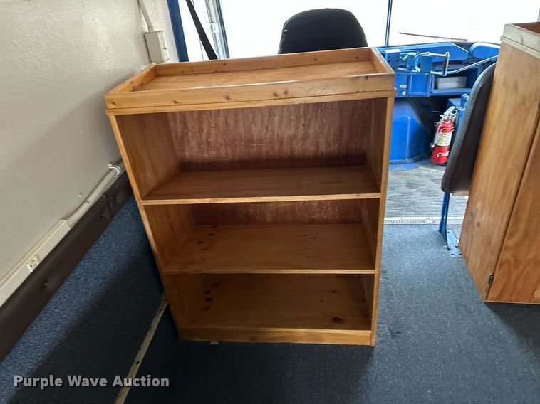 image for item EQ4856 1996 International 3800 school bus