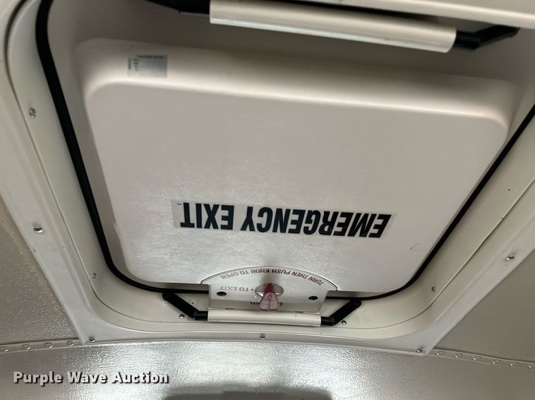 image for item EQ4856 1996 International 3800 school bus