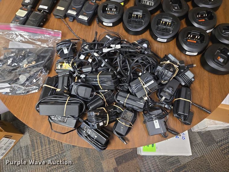 image for item ER5265 (17) two way radios