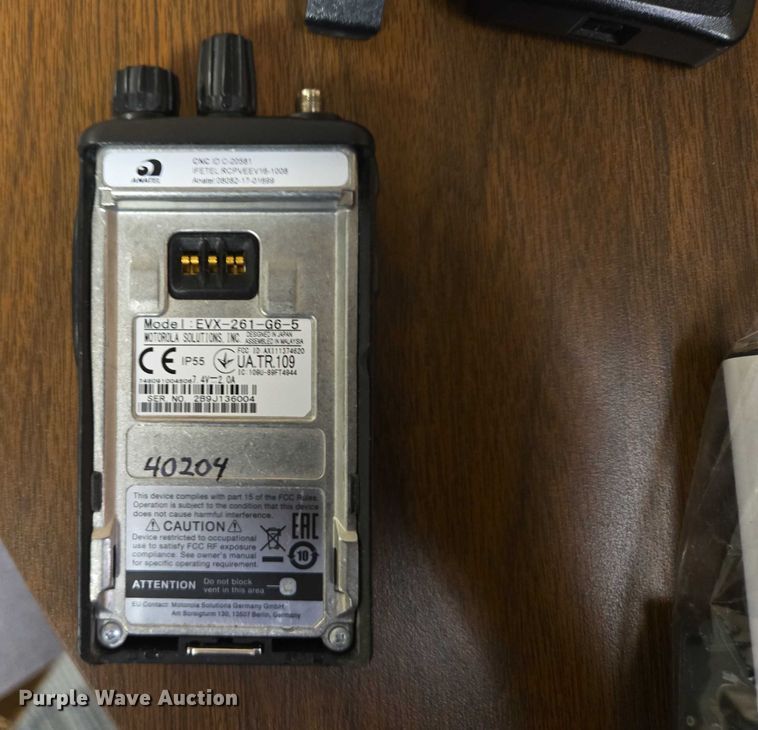 image for item ER5265 (17) two way radios