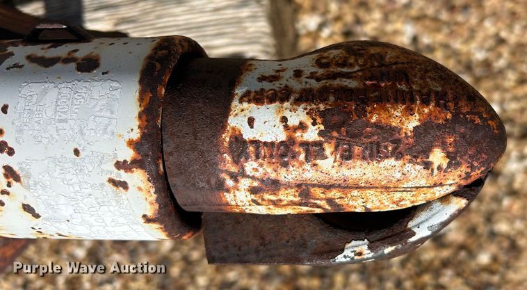 image for item EX9272 1994 S and H Stockman livestock trailer