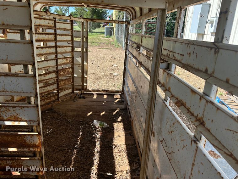 image for item EX9272 1994 S and H Stockman livestock trailer