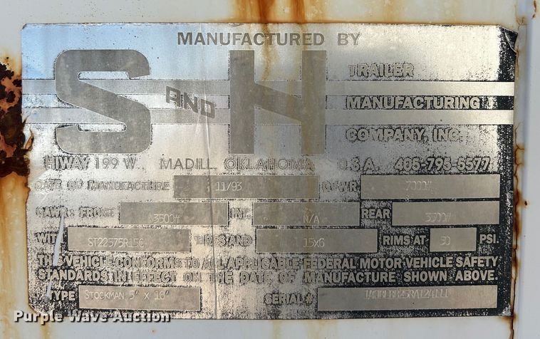 image for item EX9272 1994 S and H Stockman livestock trailer