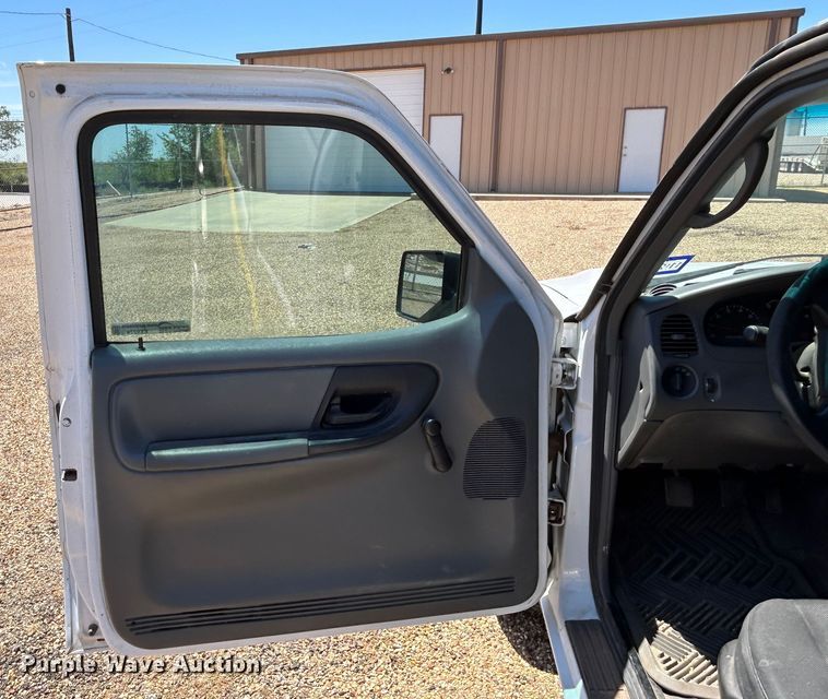 image for item EX9274 2009 Ford Ranger SuperCab pickup truck