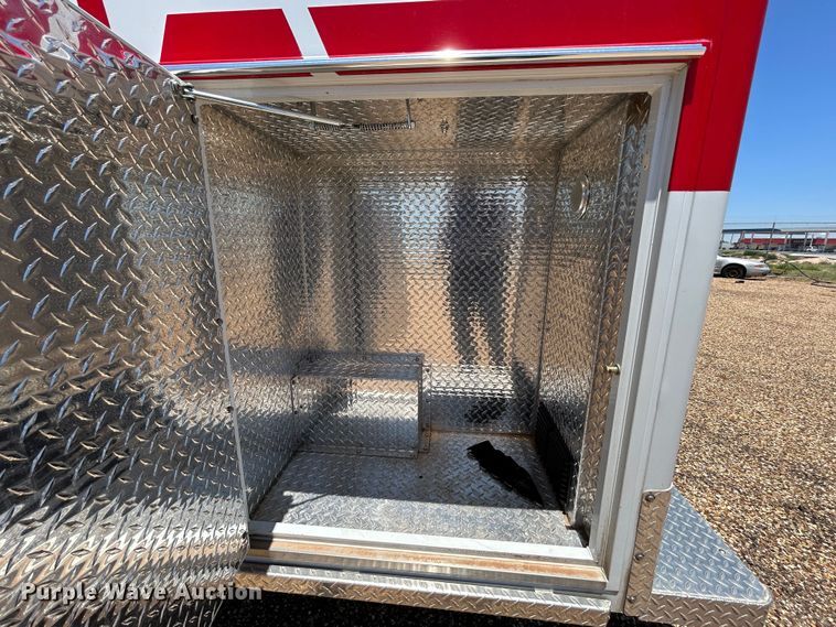 image for item EX9275 2002 Ford F350 Super Duty XLT ambulance