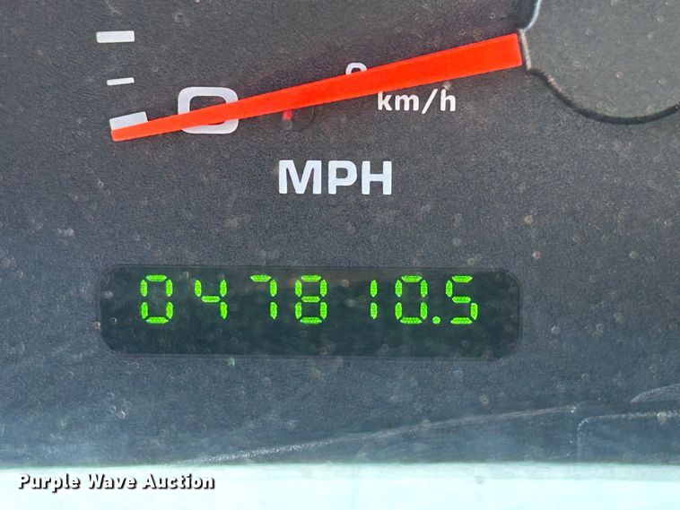 image for item EX9275 2002 Ford F350 Super Duty XLT ambulance