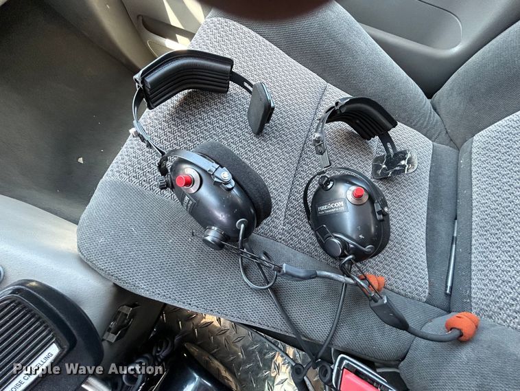 image for item EX9275 2002 Ford F350 Super Duty XLT ambulance