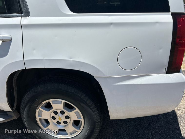 image for item EX9276 2015 Chevrolet Tahoe Police SUV