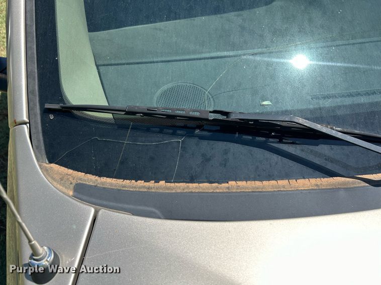 image for item EX9806 2014 Chrysler Town & Country van