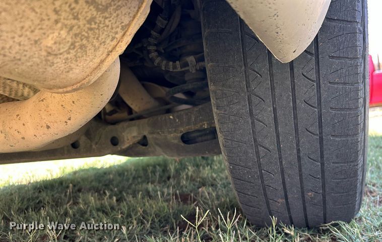 image for item EX9806 2014 Chrysler Town & Country van