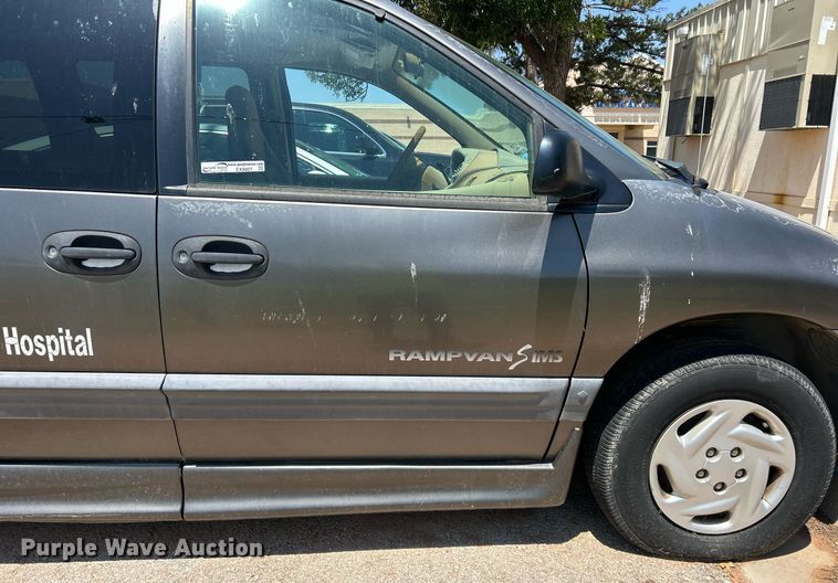 image for item EX9807 1998 Dodge Grand Caravan van