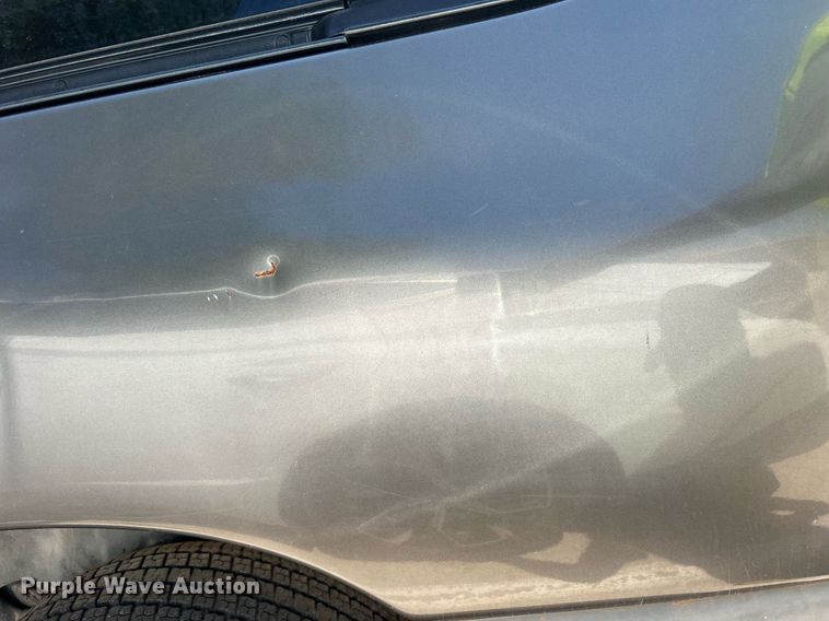 image for item EX9807 1998 Dodge Grand Caravan van