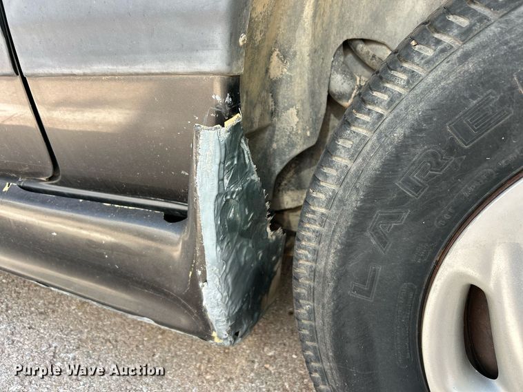 image for item EX9807 1998 Dodge Grand Caravan van