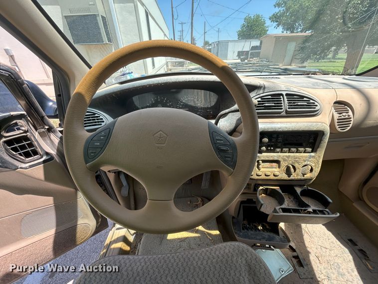 image for item EX9807 1998 Dodge Grand Caravan van