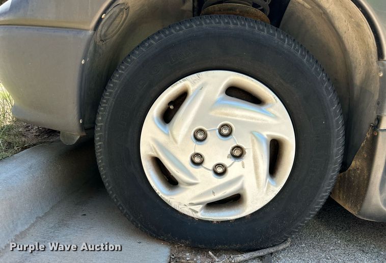 image for item EX9807 1998 Dodge Grand Caravan van